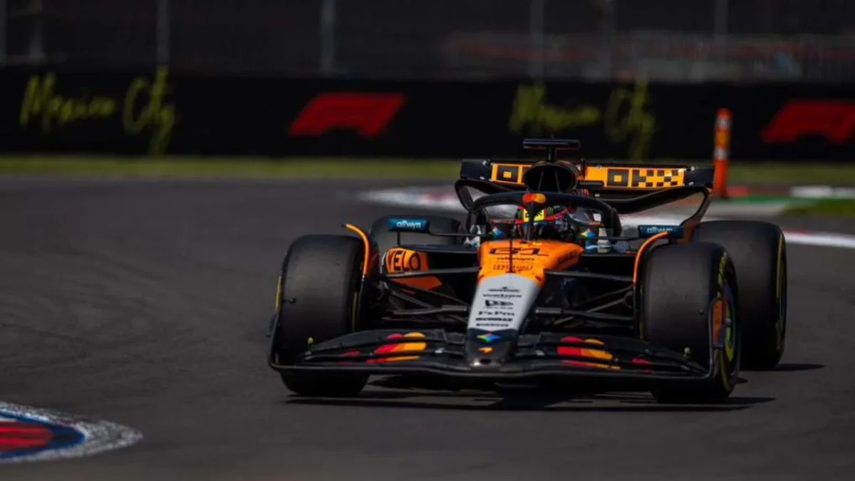 Lando Norris de McLaren le dio una nueva pole position a su escudería con un duelo final contra los dos de Ferrari, Leclerc y Hamilton.
