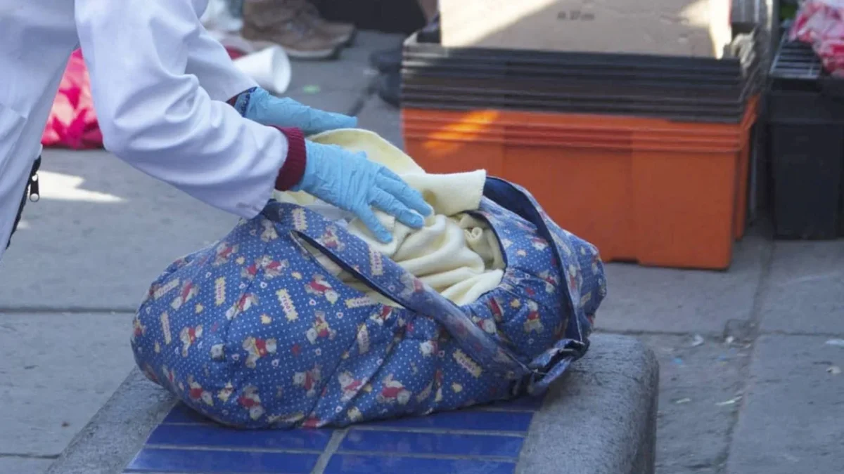El abandono de recién nacidos y menores en México creció 616%, reporta el Redim; alerta que la pobreza es uno de los factores principales.
