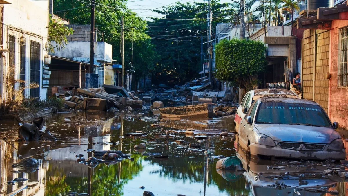 Afectaciones por las lluvias en colonia Floresta en Poza Rica, Veracruz