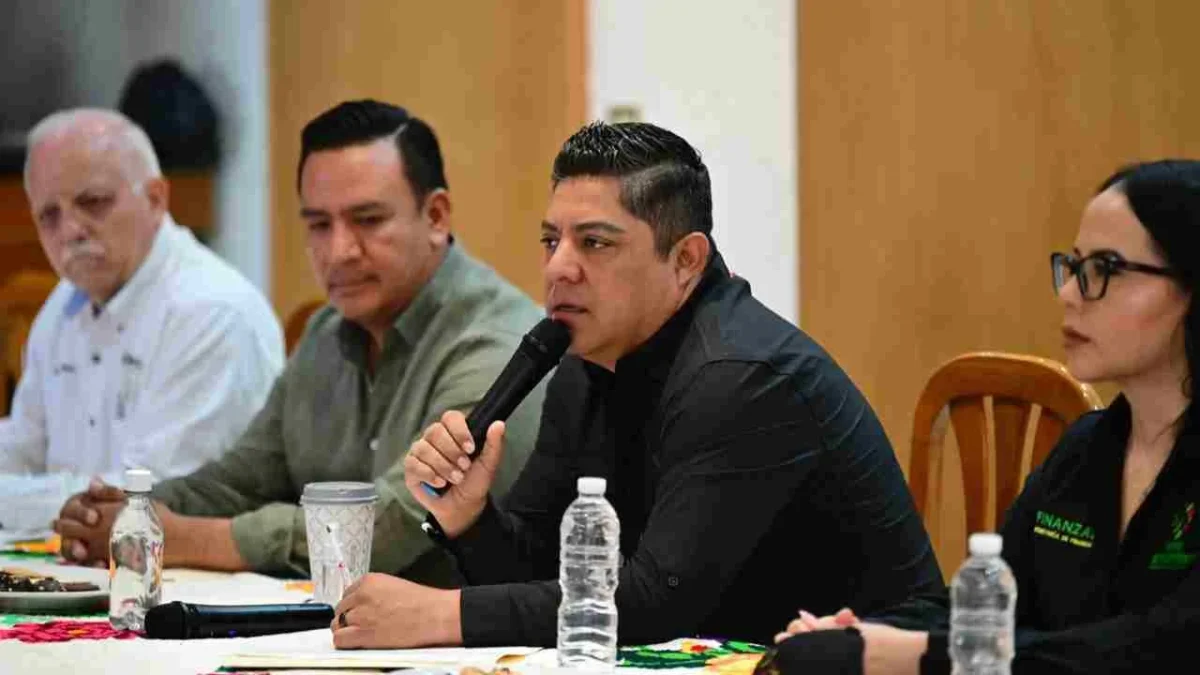 Ricardo Gallardo amplía el apoyo a las familias afectadas por las lluvias en la Huasteca Potosina.