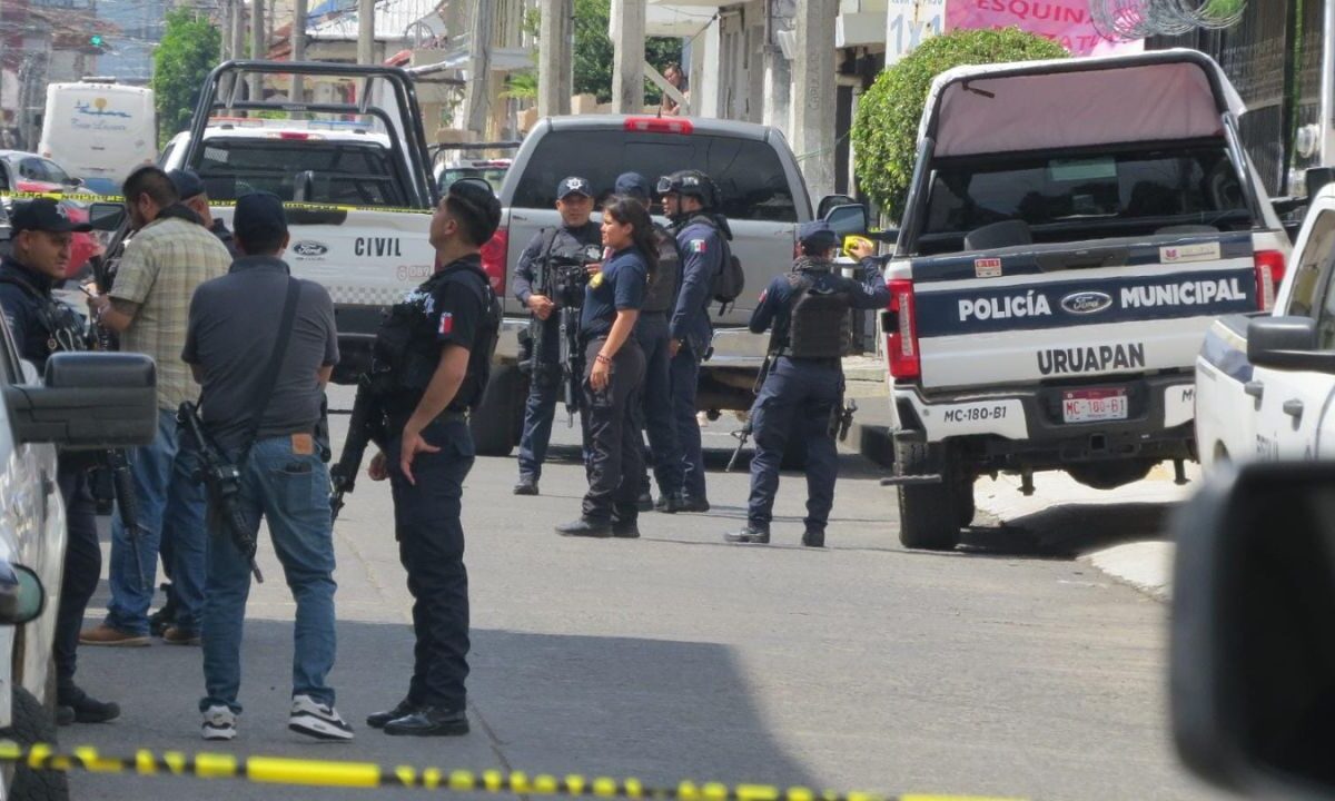 Enfrentamientos armados en dos municipios de Michoacán