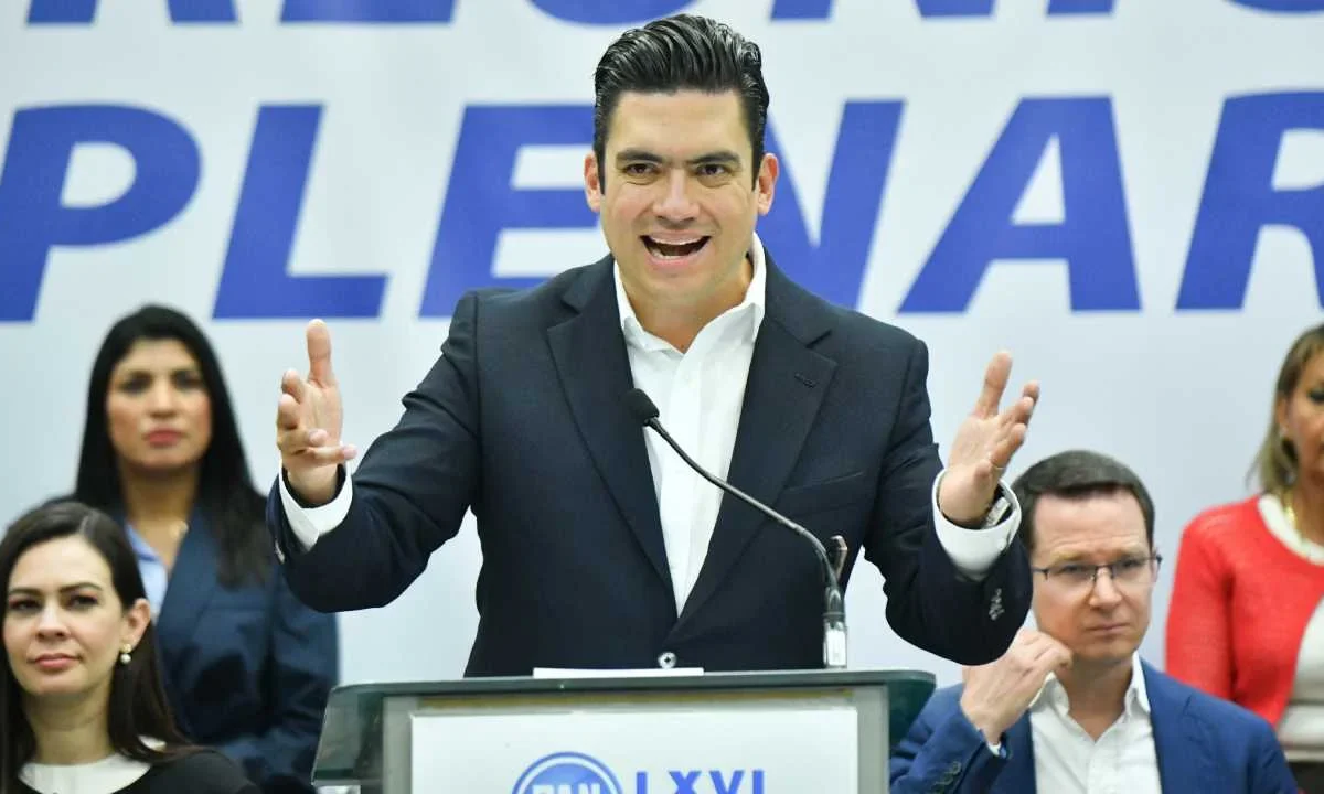 Jorge Romero anunció que, como parte de su relanzamiento, se acabaron las alianzas con el PRI y el PAN se abrirá a las candidaturas ciudadanas.