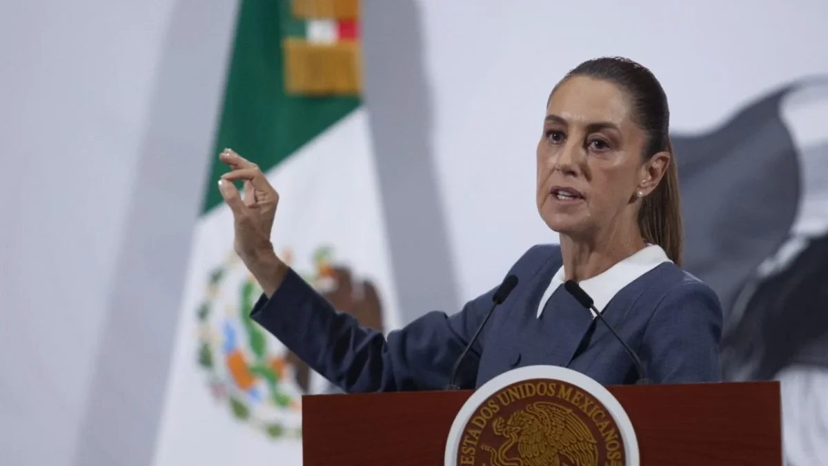 Claudia Sheinbaum advirtió a los trabajadores del SAT que demandas como gastos médicos privados no se podrán atender, pues ni ella los tiene.