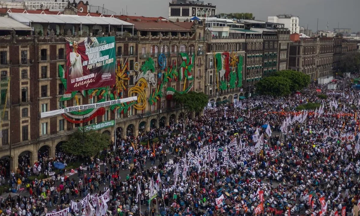 Zócalo capitalino durante primer informe de Claudia Sheinbaum, 2025