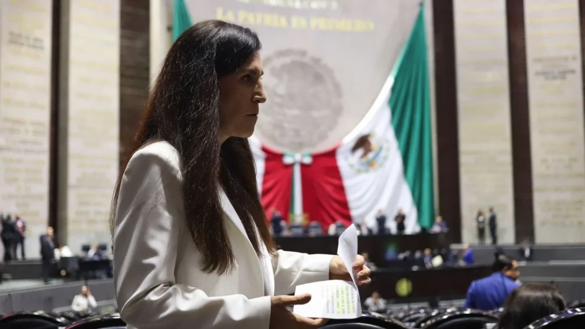 Kenia López Rabadán, presidenta de la Cámara de Diputados, explicó que no se ha integrado el Comité de Ética..