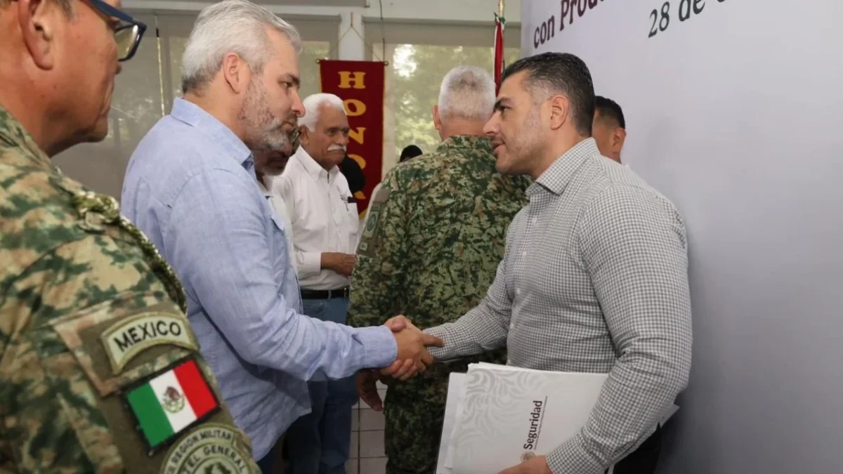 García Harfuch se reunió con miembros del gremio de limoneros en Michoacán e indicó que el homicidio de Bernardo Bravo 'no quedará impune'.