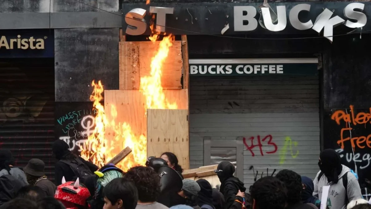 Rapiña y vandalismo se hacen presentes en la marcha del 2 de octubre