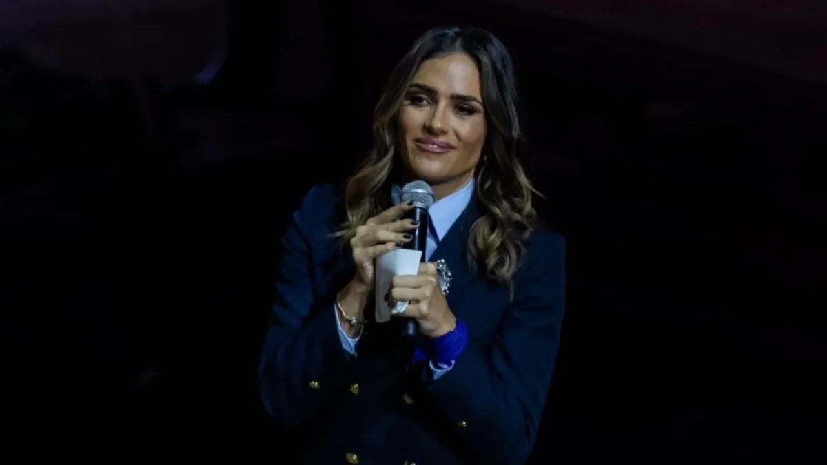 Alessandra Rojo de la Vega revive su batalla con Noroña durante su informe de gobierno