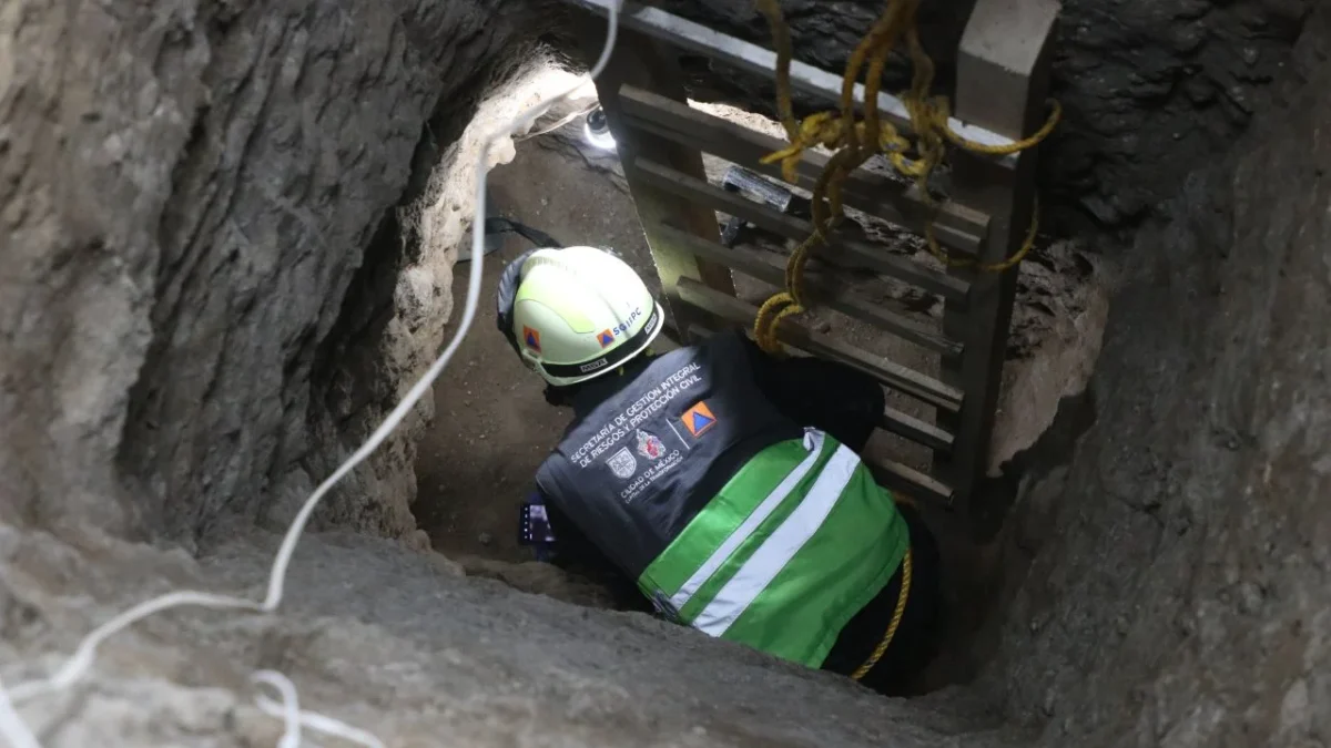 Descubren toma de huachicol a 5 minutos de Metro Tacubaya