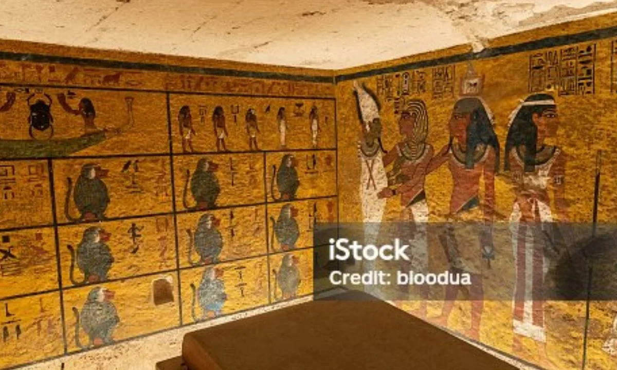 La momia de Tutankamón permanece en su tumba en el Alto Egipto