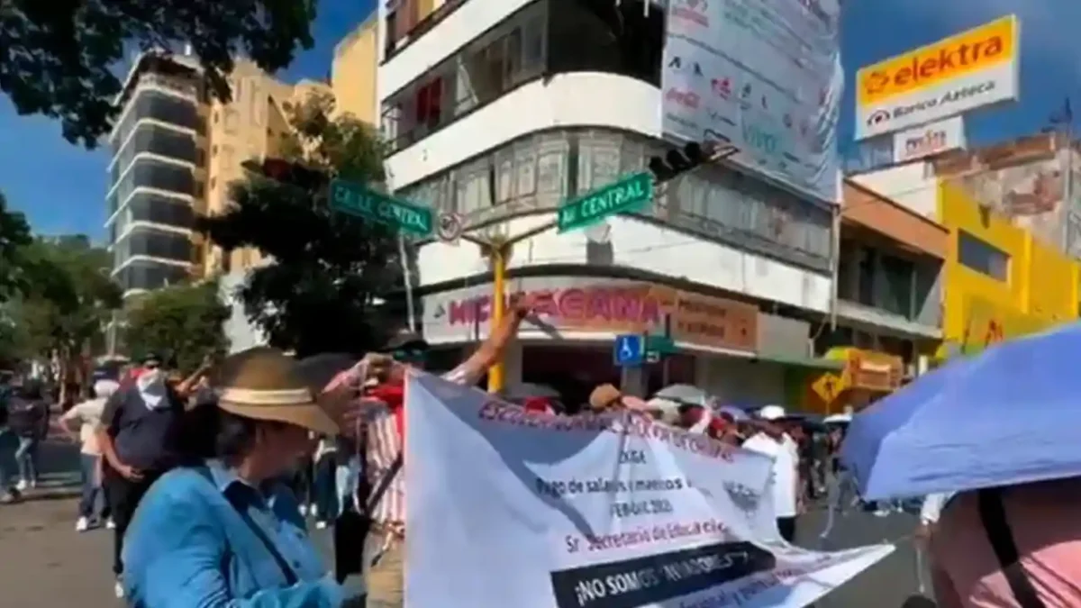 Maestros de distintos municipios de Chiapas