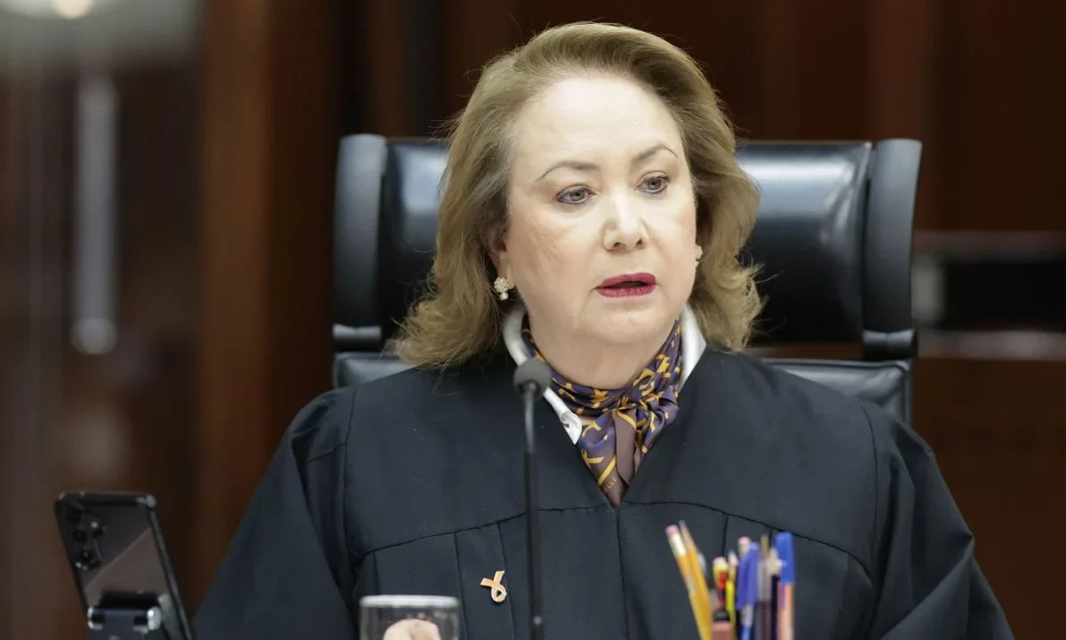Ofrece Yasmín Esquivel una justicia moderna y de calidad