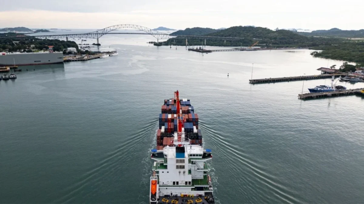 Pese a Trump, China quiere parte del Canal de Panamá