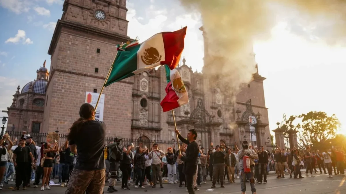Por sabotaje, vinculan a proceso a 1 de los detenidos tras protestas en Morelia