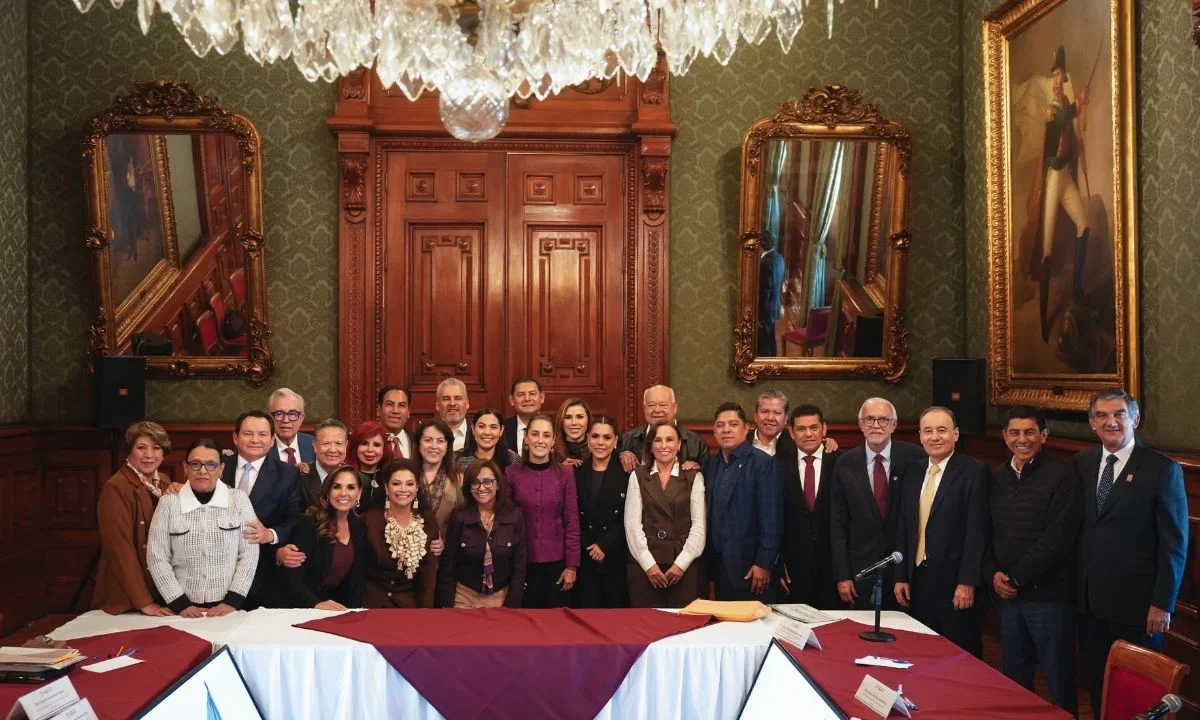 Sheinbaum revisa con gobernadores avances del IMSS-Bienestar