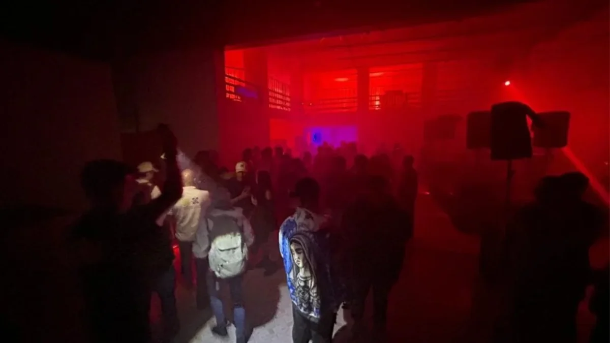 Suspenden fiesta clandestina en la Doctores y evacúan a 800 personas