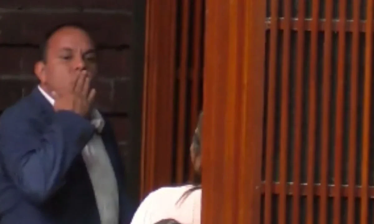 Tras el beso que mandó Cuauhtémoc Blanco a la diputada del PT, lo denuncian por violencia sexual