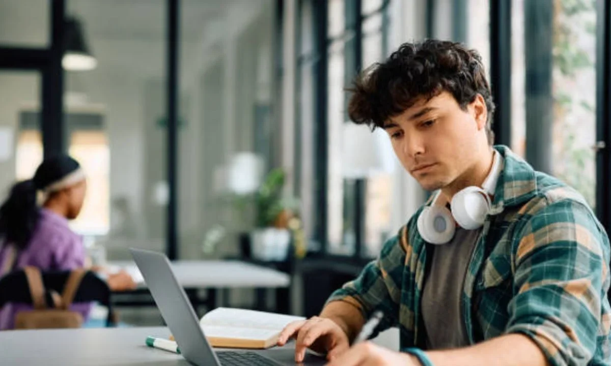 Foto: iStock | El Tecnológico Nacional de México (TecNM) y el IPN aportarán 85 mil y 30 mil lugares nuevo