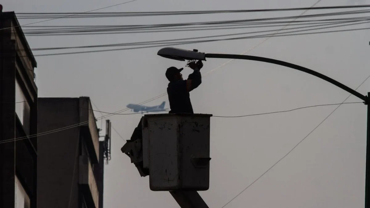 Va Secretaría de Energía por iluminar todo Michoacán