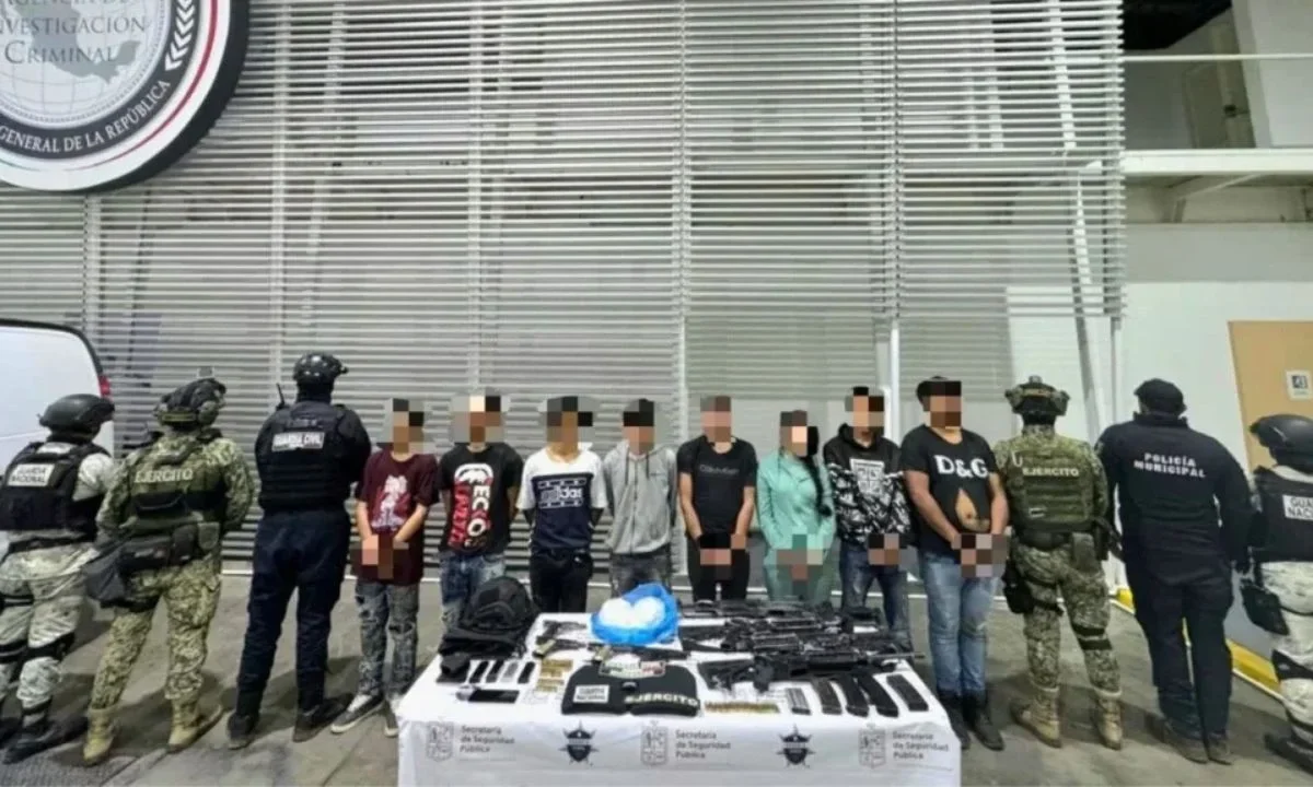 A proceso 3 narco niños por posesión de armas de alto poder