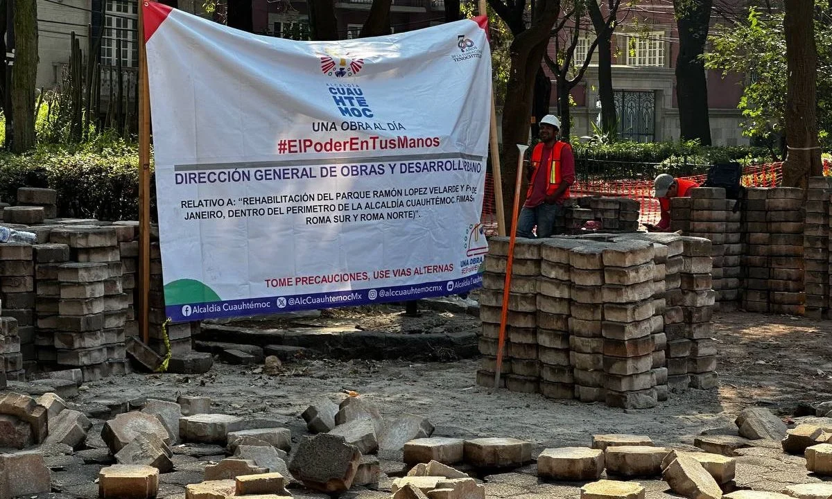 La Alcaldía Cuauhtémoc inició la rehabilitación de la Plaza Río de Janeiro, uno de los espacios más emblemáticos de la colonia Roma.