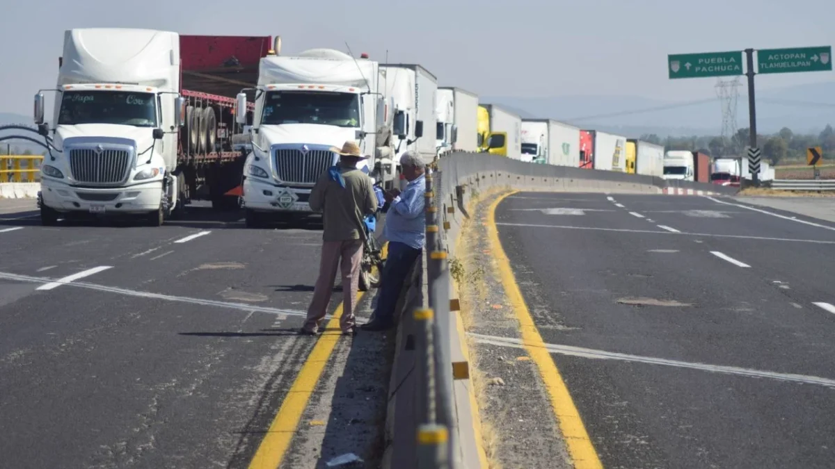 Bloqueos de transportistas en Tula, HIdalgo.