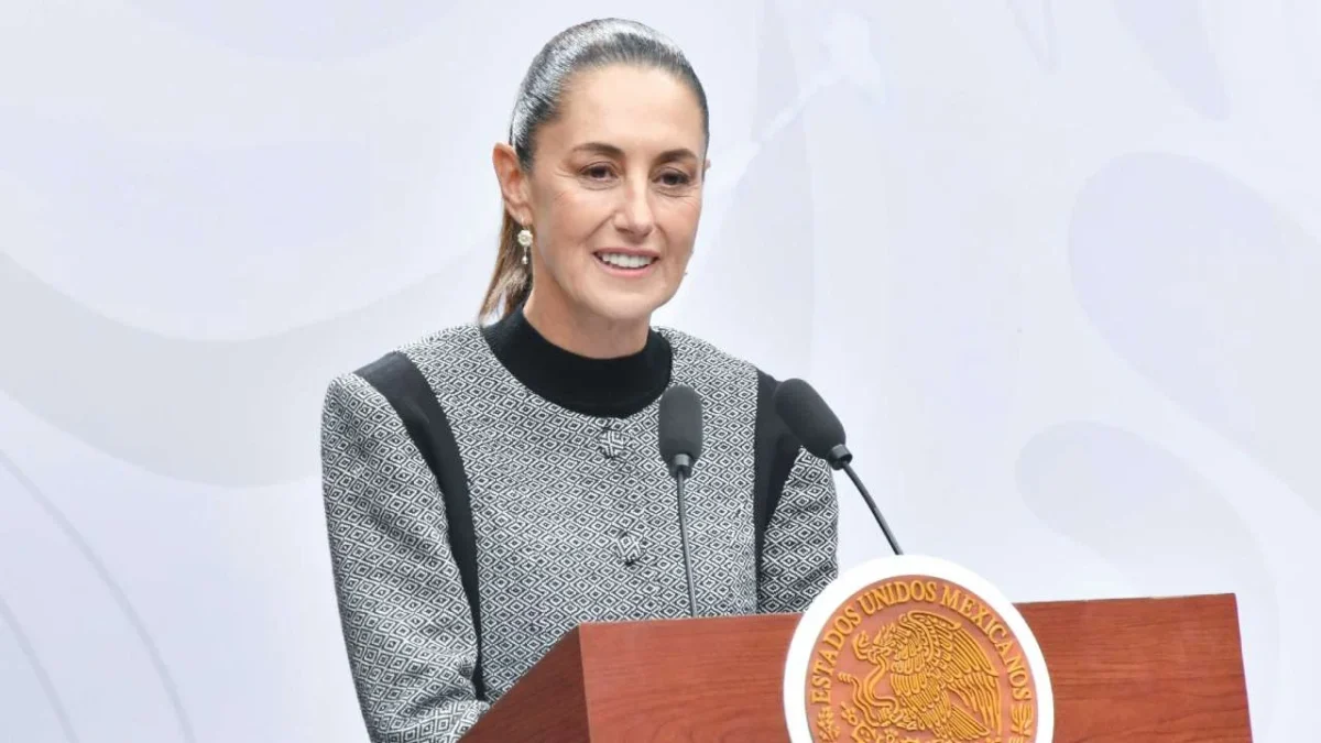 Los Gobiernos de antes le quitaban al pueblo para darle a sus amigos, ahora es diferente, con la 4T ‘le damos al pueblo’, señaló Claudia Sheinbaum.