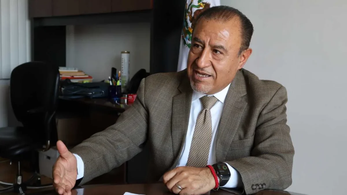 Urgencia. El presidente de la Comisión de Hacienda dijo que es necesario acabar con los pendientes que hay en el Congreso local.
