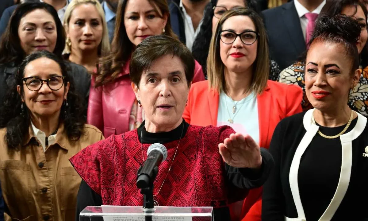 Justicia. Al rendir protesta, la nueva titular de la CDHCM dijo que se consolida un trabajo de varios años de lucha social.