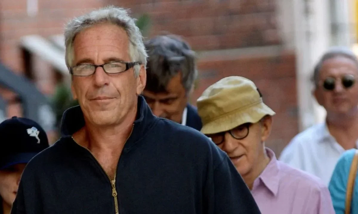 Cámara de Representantes aprueba iniciativa para publicar archivos de Epstein