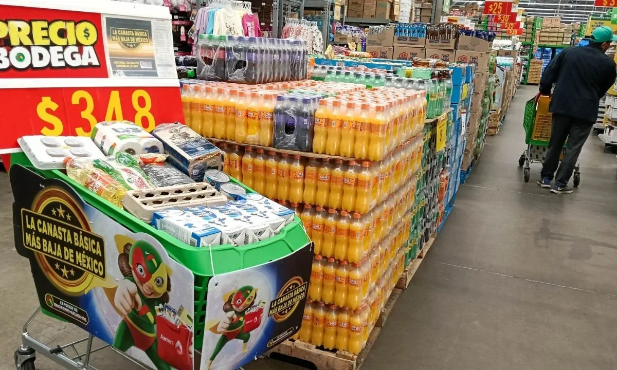 Nueve cadenas participantes han disminuido el precio de la canasta básica y se vende en promedio en $844 pesos, informó la Profeco.