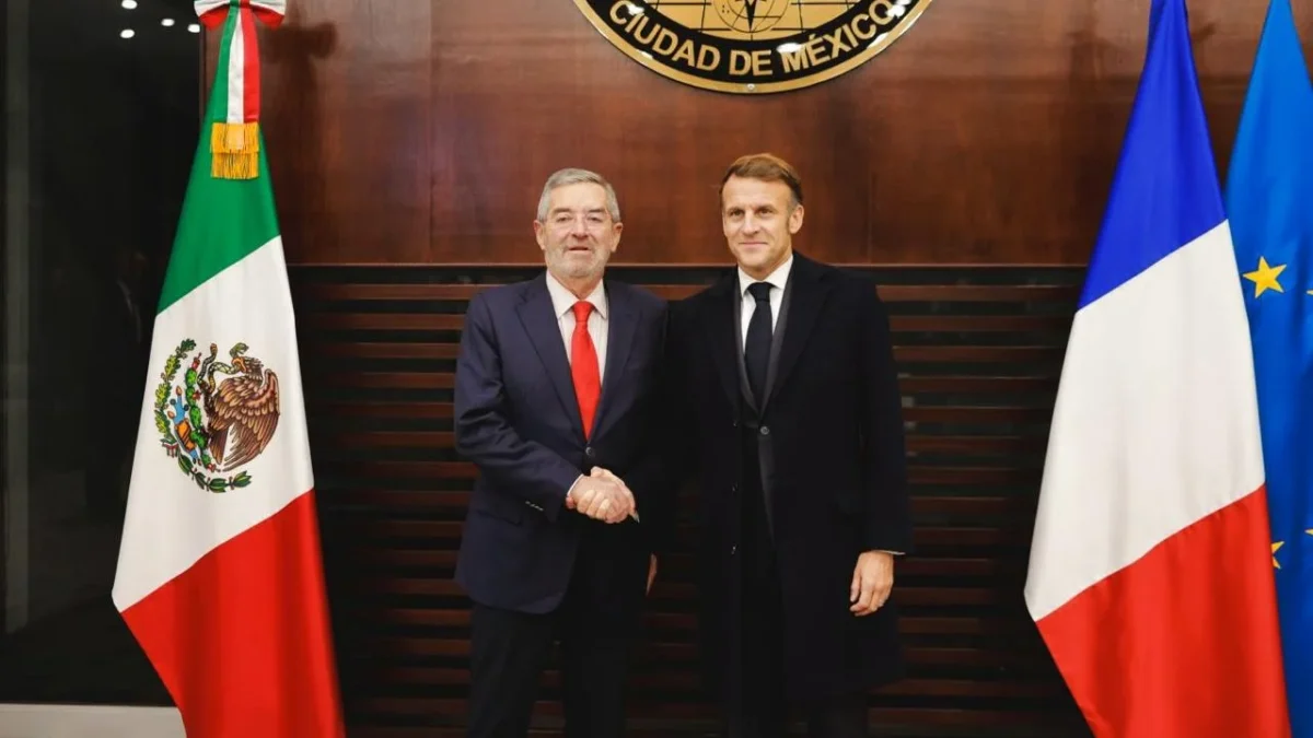 Juan Ramón de la Fuente y Emmanuel Macron