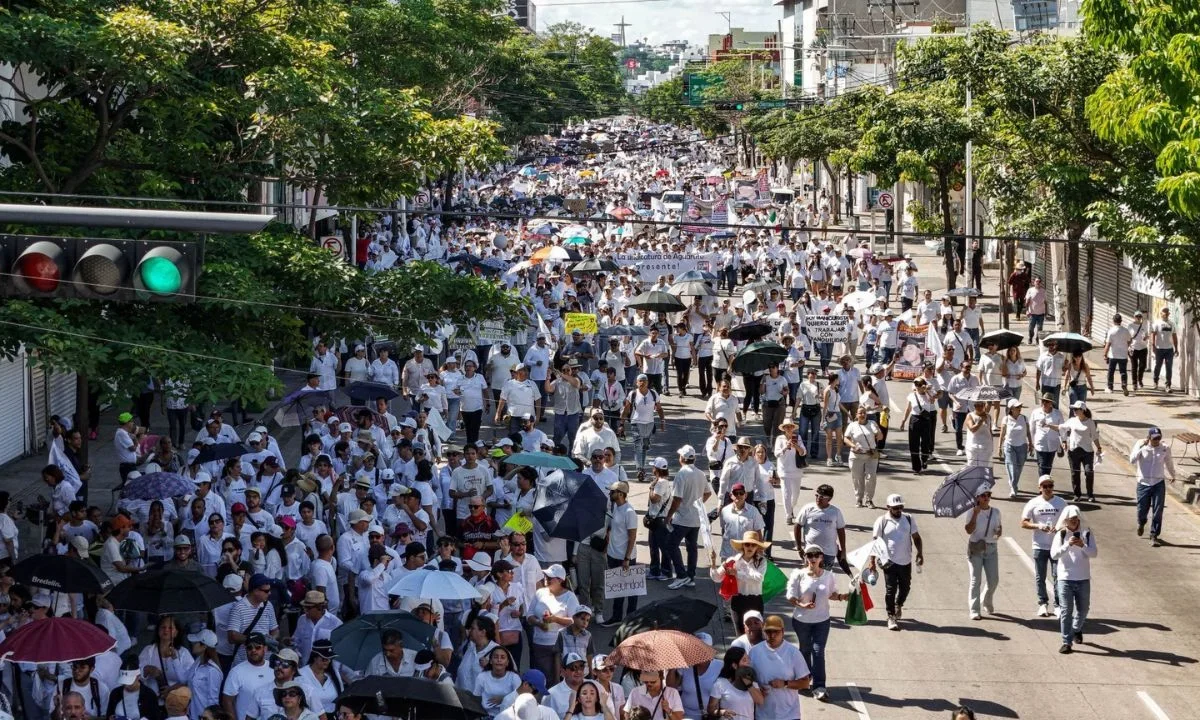 El Frente Nacional por las 40 Horas laborales convoca a una marcha el próximo domingo 23 de noviembre en CDMX.