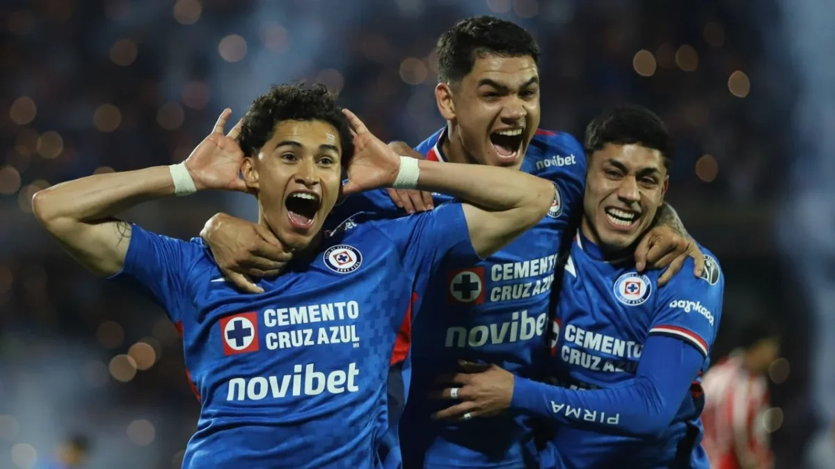 Larcamón disputará su primera semifinal al frente de Cruz Azul en su primer semestre con los de la Noria tras derrotar a Guadalajara.