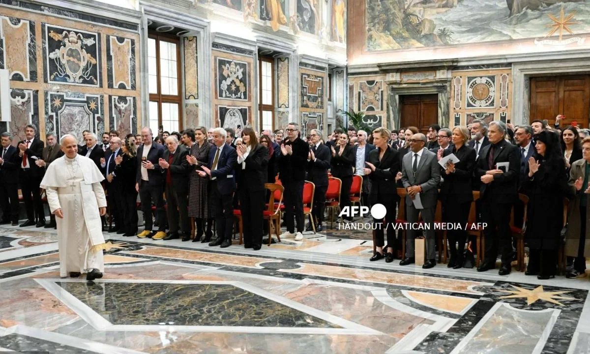 En el Vaticano, el papa León XIV agradeció al cine por ser un arte popular en el sentido más noble, que nace para todos y habla a todos.
