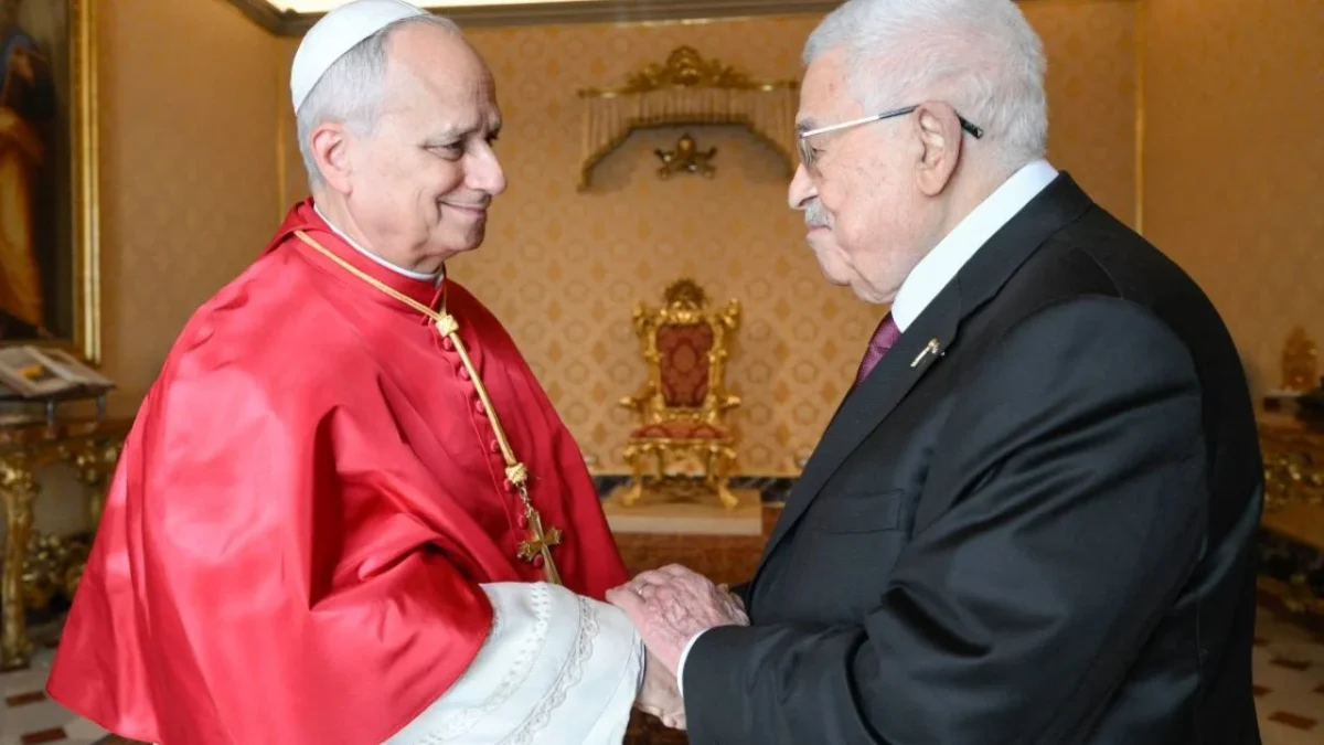 Papa León XIV y Mahmoud Abás