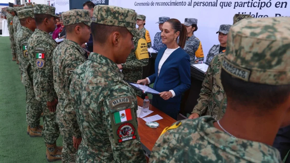 Acto. Al señalar las acciones que se realizaron a favor de la población afectada por las lluvias, la presidenta Sheinbaum destacó que este homenaje representa "la gratitud de la nación entera”