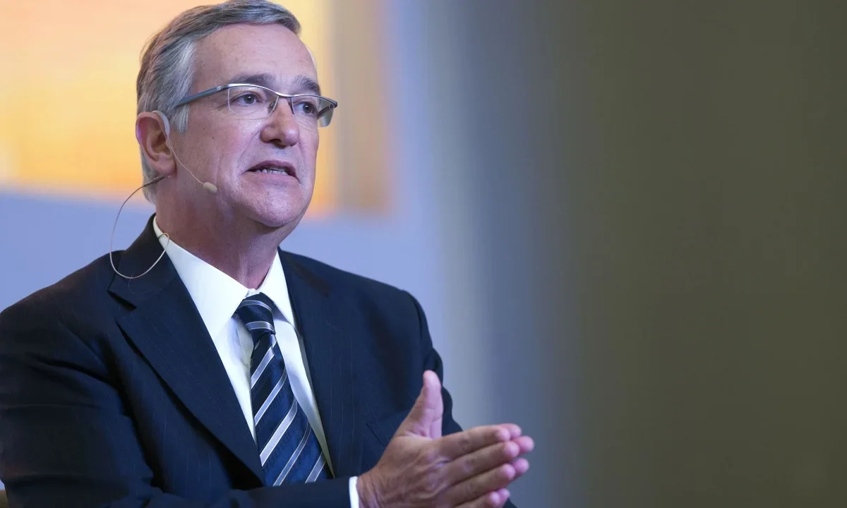 La SCJN desechó el amparo de Grupo Salinas y multó al consorcio por retrasar la resolución de los juicios fiscales.