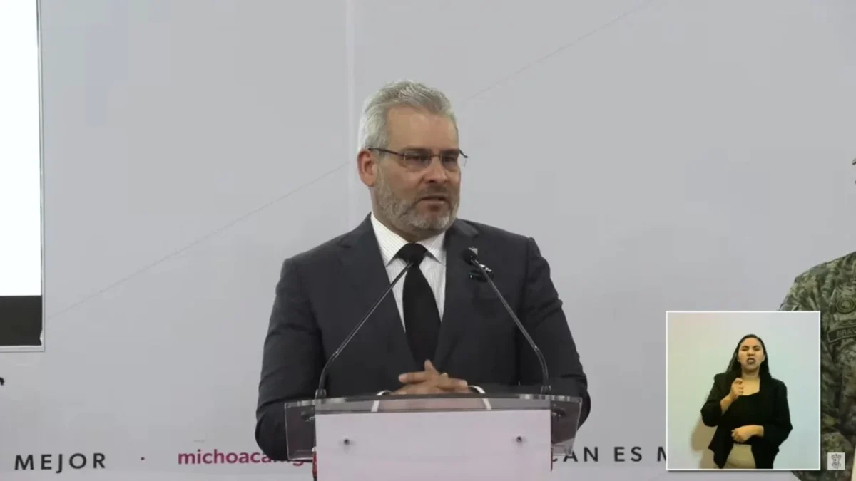 Fiscalía de Michoacán revela videos del homicidio de Carlos Manzo