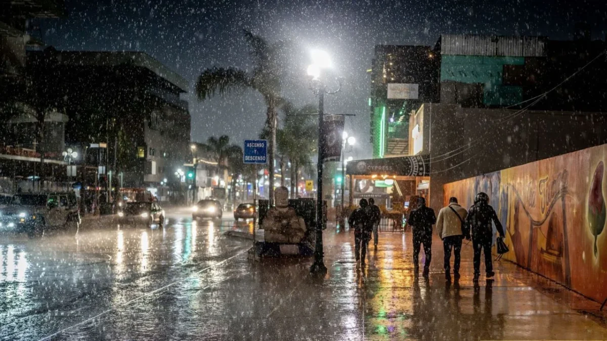 La Conagua advirtió a pobladores de varios estados por lluvias torrenciales e intensas por el paso del Frente Frío 13; aquí los detalles.
