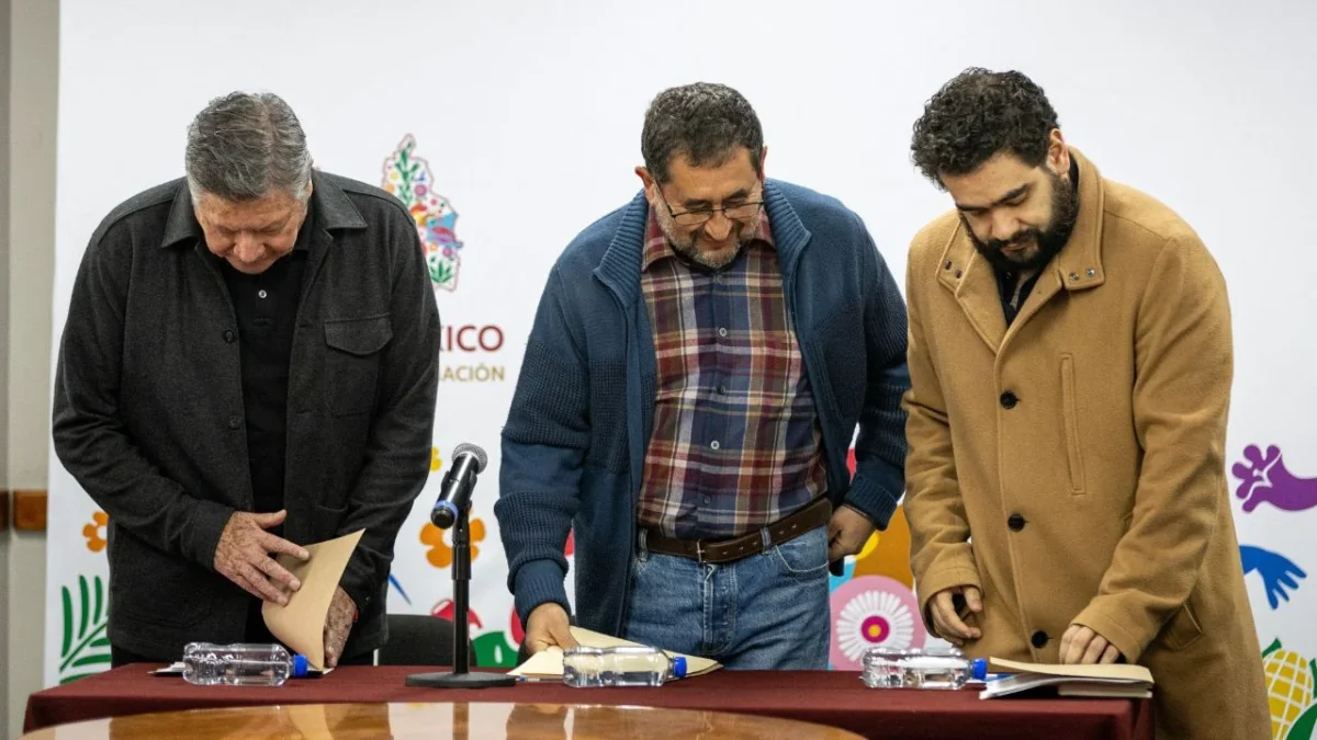 Los secretarios de Gobierno, Movilidad, así como Administración y Finanzas dijeron que esto costará hasta 45 pesos mensuales a los usuarios del transporte en CDMX.