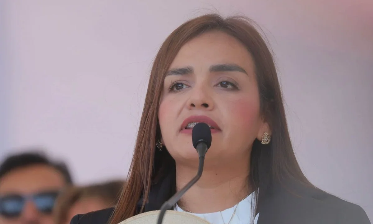 Lupita Arias, diputada federal independiente, opinó que la alcaldesa Grecia Quiroz no tiene tarea fácil para llevar la batuta de Uruapan.
