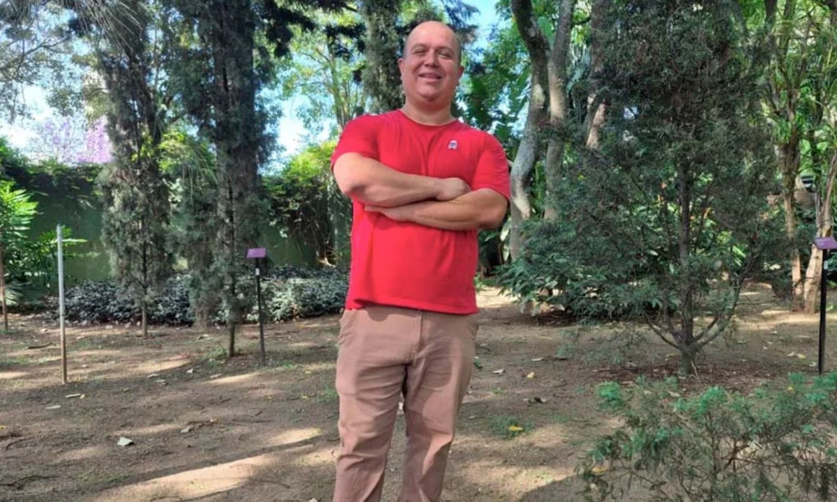 Hiram Ruvalcaba, escritor nacido en Jalisco