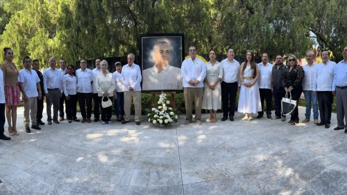 El pasado 10 de noviembre, el Gobierno de Guerrero rindió homenaje al exgobernador Rubén Figueroa considerado uno de los artífices de la guerra sucia en la entidad.