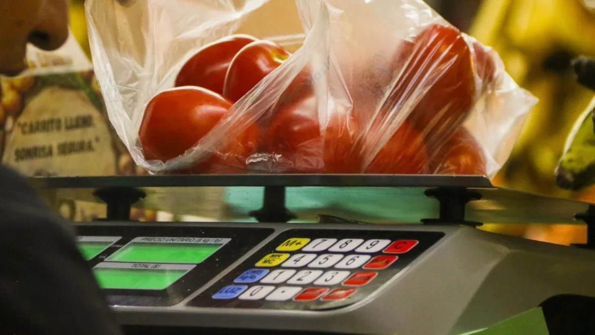 Inflación en México: Alza de energéticos y alimentos frescos presionó el índice no subyacente, el subyacente hila 6 meses por encima del 4%.
