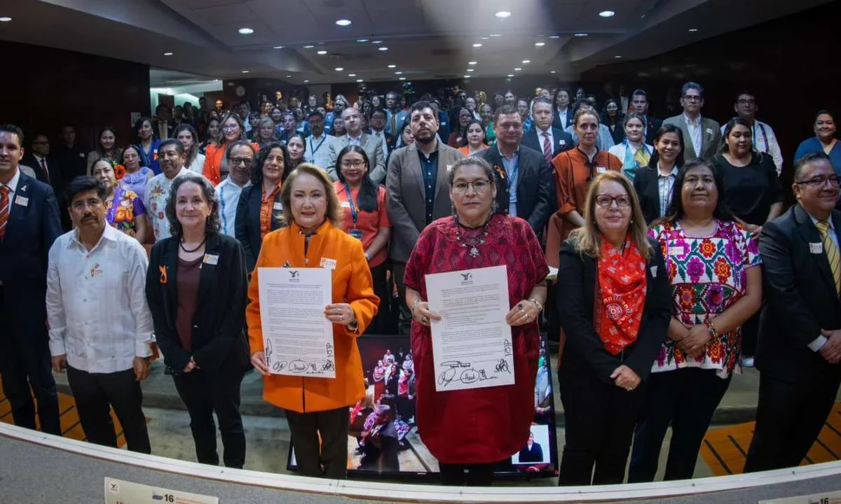 La ministra Yasmín Esquivel mencionó que las mujeres violentadas deben alzar la voz.