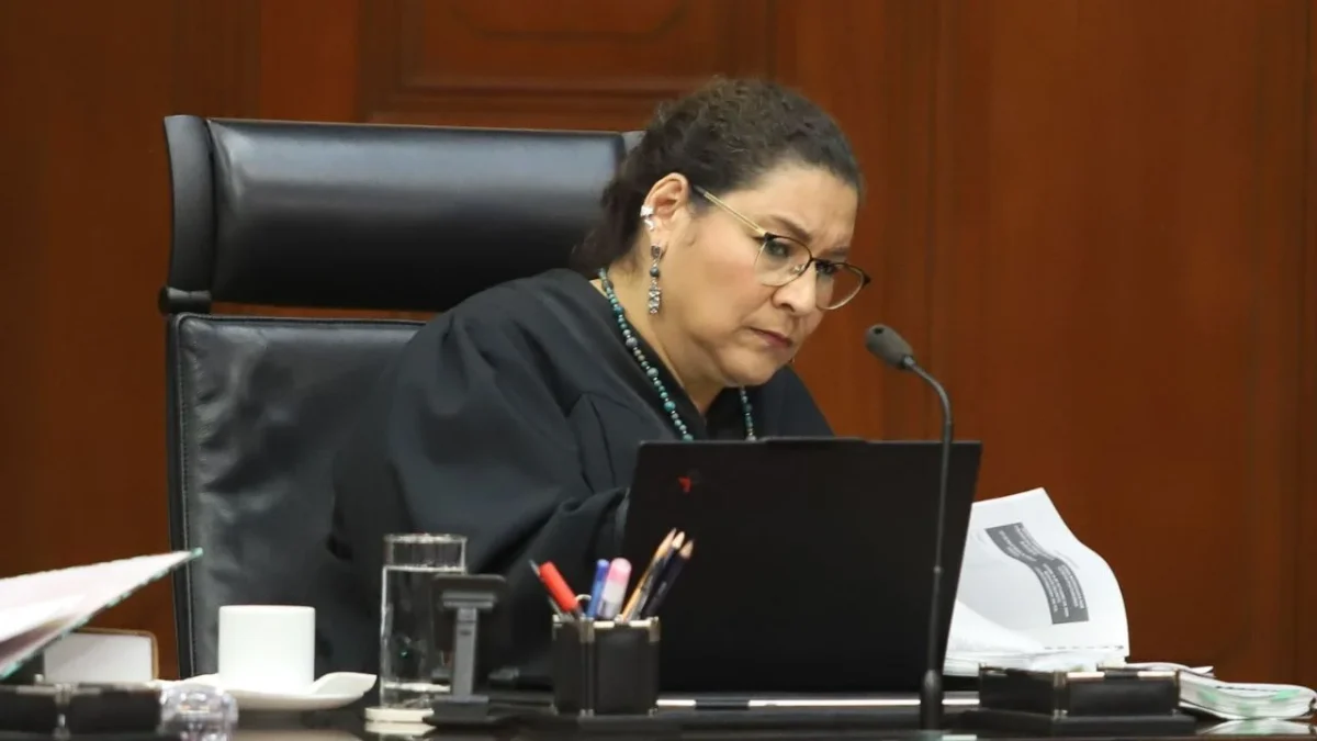 La ministra Lenia Batres propuso que la SCJN busque un mecanismo para romper el principio de 'cosa juzgada' y nulificar sentencias firmes.