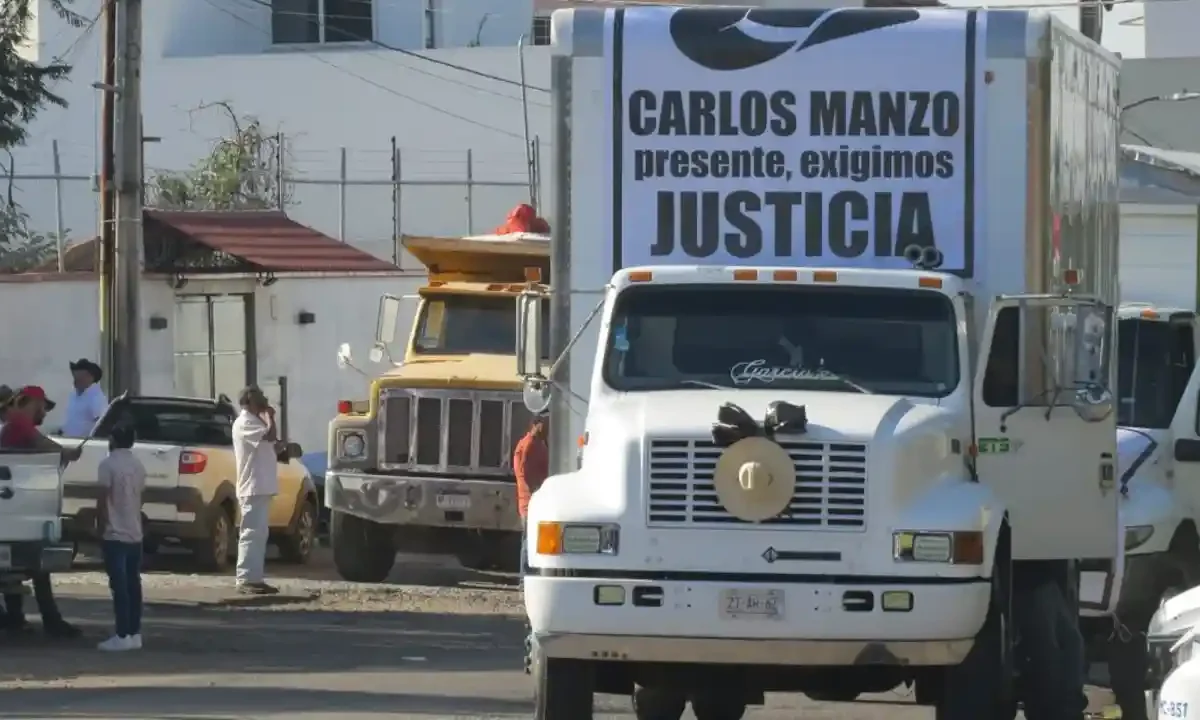 se registraron al menos dos marchas en Uruapan para exigir justicia para Carlos Manzo Rodríguez