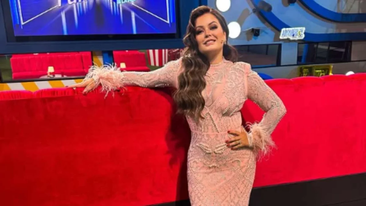 Mariana Echeverría fue "detenida" durante sus vacaciones en Canadá.