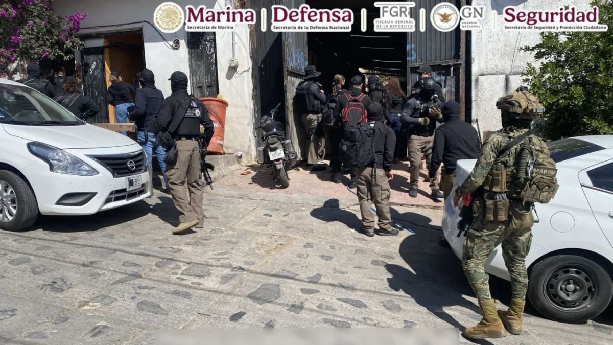 La Marina desarticuló en Jalisco una célula a cargo de Jorge Antonio "N" alias "Yorch", que traficaba droga oculta en maquinaria industrial.